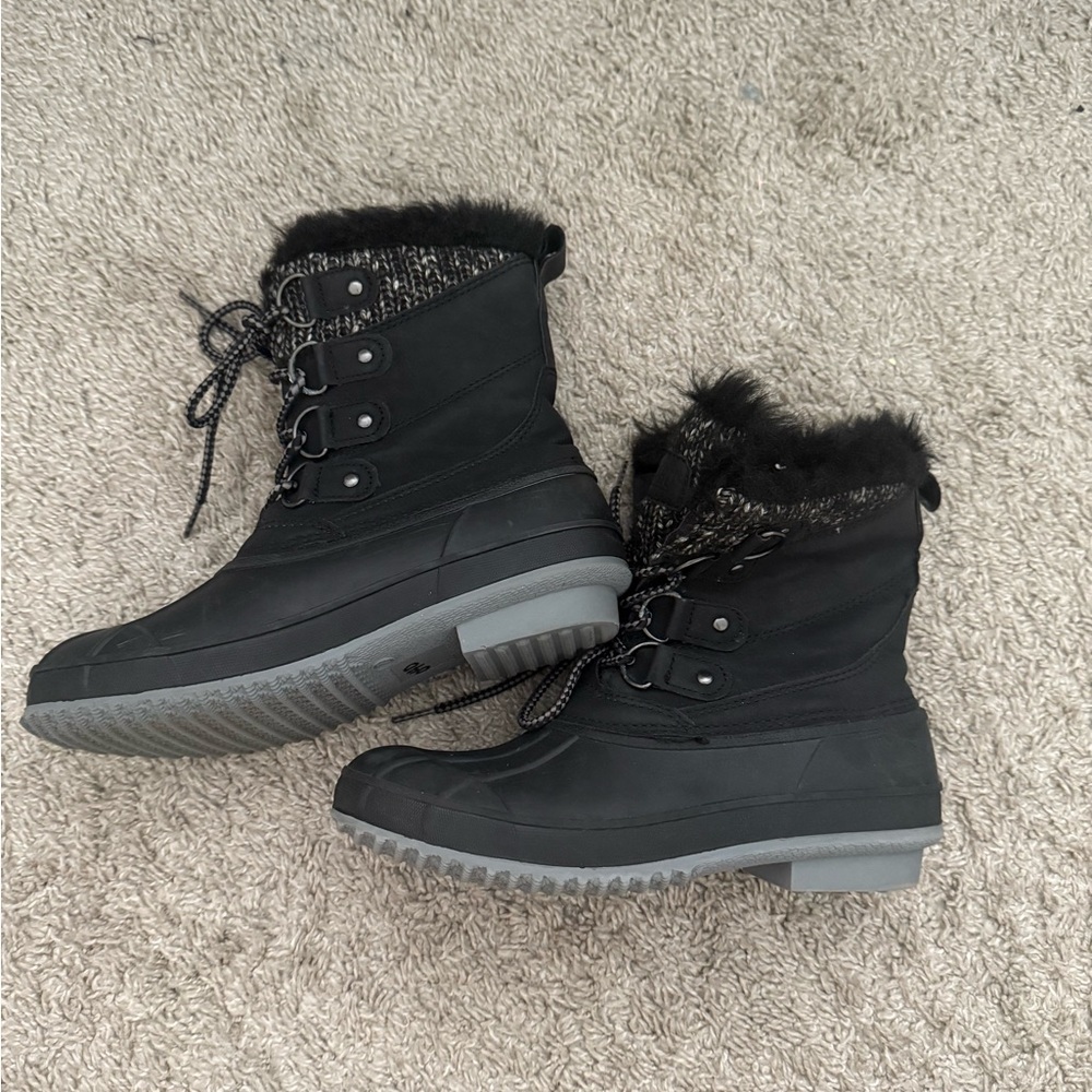 Khombu Black Snow Boots